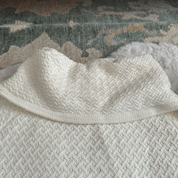 NWT Between Me & You Cream Cowl Neck Seater- Size Medium - Picture 9 of 11